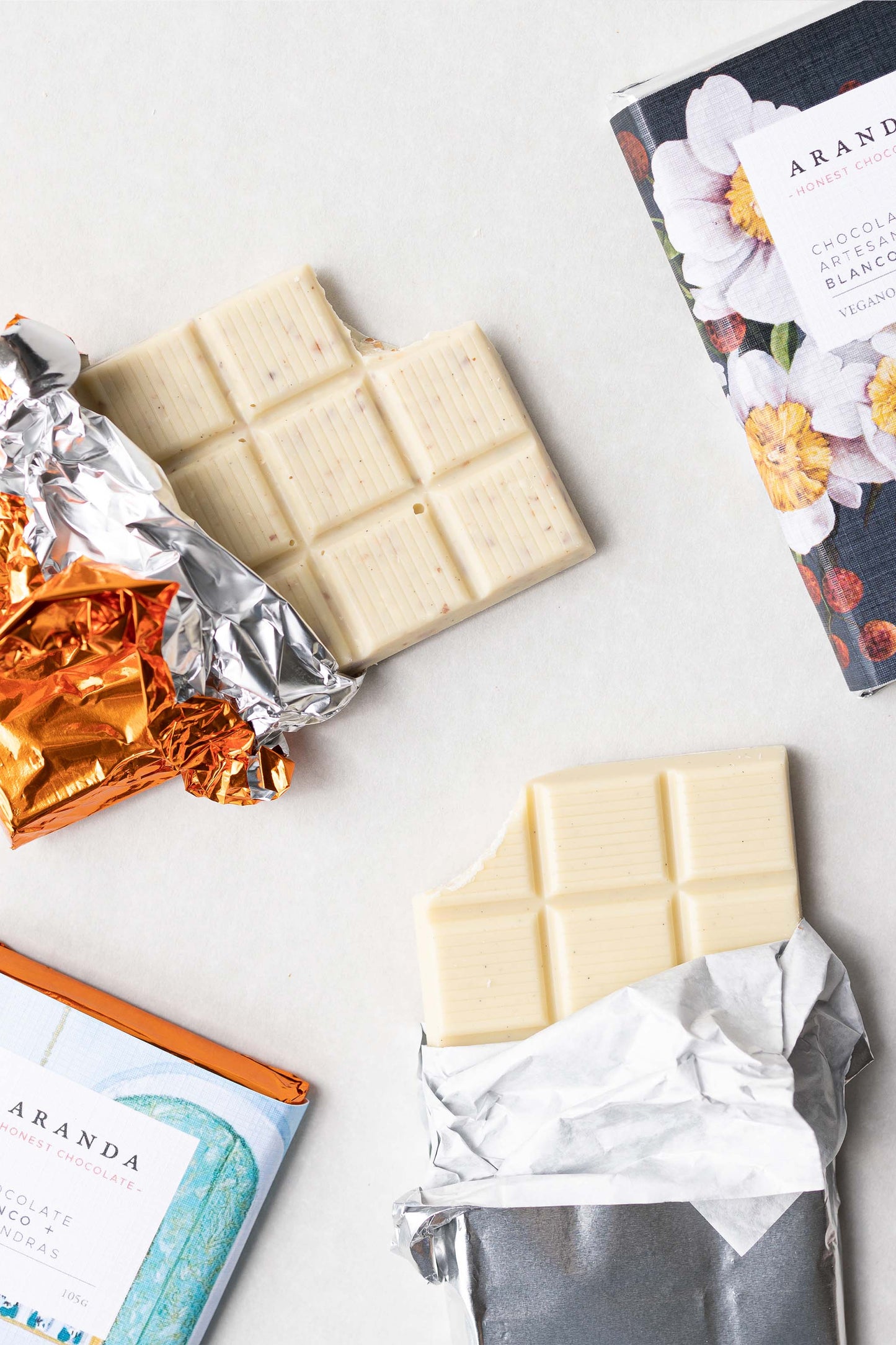 Vegan white chocolate bundle - Aranda honest chocolate