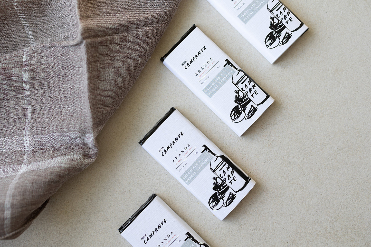 70% Chocolate Cacao con Mezcal campante Chocolate Artesanal Amargo | 31g - Aranda honest chocolate